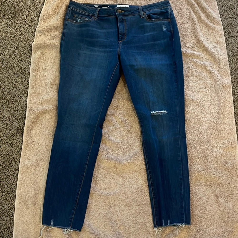 Sonoma skinny jeans, size 18 regular